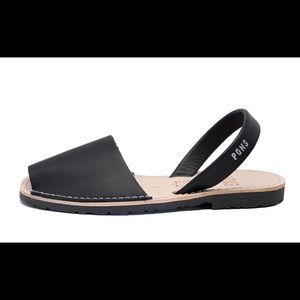 Avarcas Slide sandals